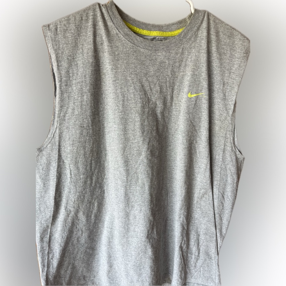 2XL Men’s Grey Nike Sleeveless Shirt